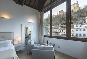 Shine Albayzín Hotel