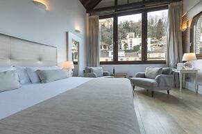 Shine Albayzín Hotel