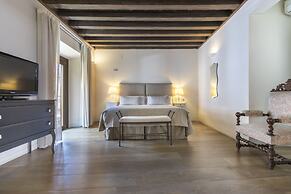 Shine Albayzín Hotel