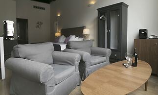 Shine Albayzín Hotel