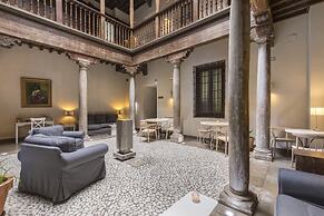 Shine Albayzín Hotel