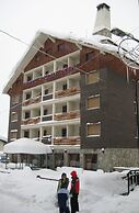 Hotel Holiday Debili