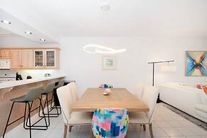 The Grandview Condos on Seven Mile Beach