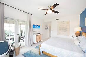 The Grandview Condos on Seven Mile Beach