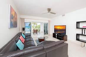 The Grandview Condos on Seven Mile Beach