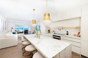 The Grandview Condos on Seven Mile Beach