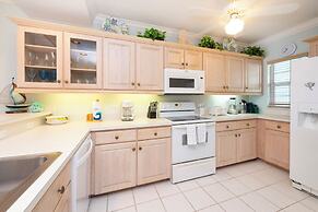 The Grandview Condos on Seven Mile Beach