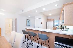 The Grandview Condos on Seven Mile Beach