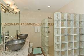 The Grandview Condos on Seven Mile Beach