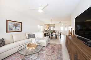 The Grandview Condos on Seven Mile Beach