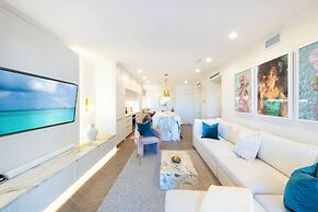 The Grandview Condos on Seven Mile Beach