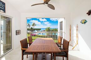 The Grandview Condos on Seven Mile Beach