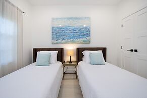 The Grandview Condos on Seven Mile Beach