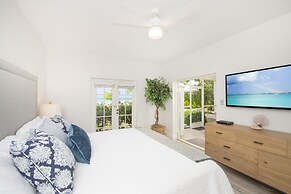 The Grandview Condos on Seven Mile Beach