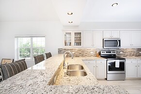 The Grandview Condos on Seven Mile Beach