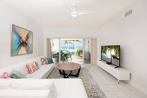 The Grandview Condos on Seven Mile Beach