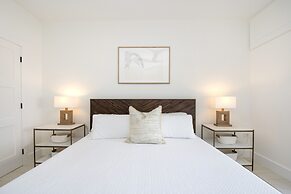 The Grandview Condos on Seven Mile Beach