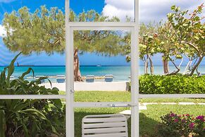 The Grandview Condos on Seven Mile Beach