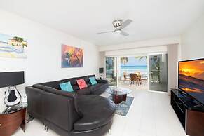 The Grandview Condos on Seven Mile Beach