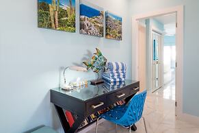 The Grandview Condos on Seven Mile Beach