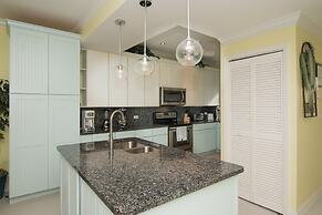 The Grandview Condos on Seven Mile Beach