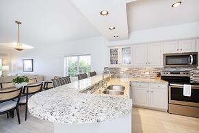 The Grandview Condos on Seven Mile Beach