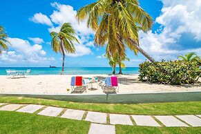 The Grandview Condos on Seven Mile Beach