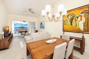 The Grandview Condos on Seven Mile Beach