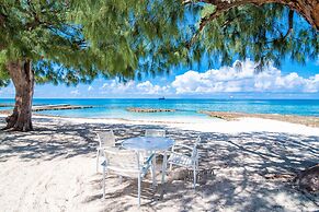 The Grandview Condos on Seven Mile Beach