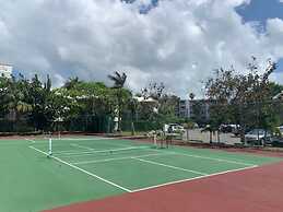 The Grandview Condos on Seven Mile Beach