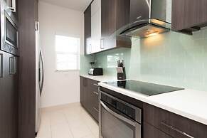 The Grandview Condos on Seven Mile Beach