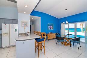 The Grandview Condos on Seven Mile Beach