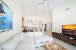 The Grandview Condos on Seven Mile Beach