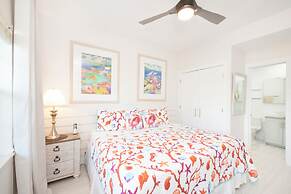 The Grandview Condos on Seven Mile Beach