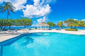 The Grandview Condos on Seven Mile Beach