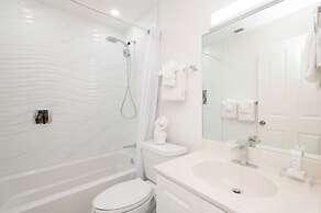 The Grandview Condos on Seven Mile Beach