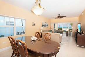 The Grandview Condos on Seven Mile Beach