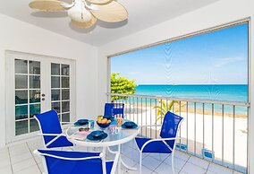 The Grandview Condos on Seven Mile Beach