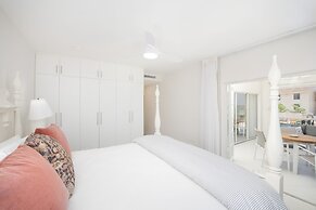 The Grandview Condos on Seven Mile Beach