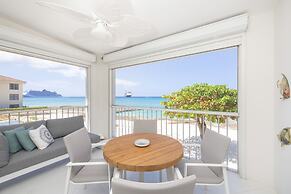 The Grandview Condos on Seven Mile Beach