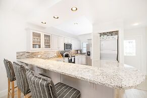 The Grandview Condos on Seven Mile Beach