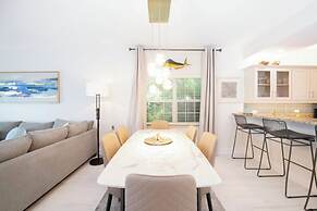 The Grandview Condos on Seven Mile Beach