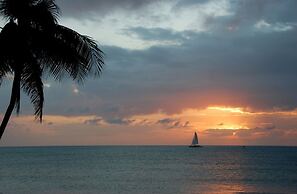 The Grandview Condos on Seven Mile Beach