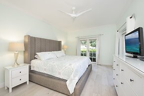 The Grandview Condos on Seven Mile Beach