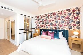 The Grandview Condos on Seven Mile Beach