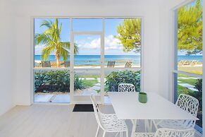 The Grandview Condos on Seven Mile Beach