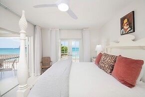 The Grandview Condos on Seven Mile Beach