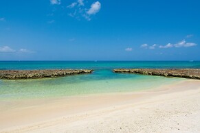 The Grandview Condos on Seven Mile Beach