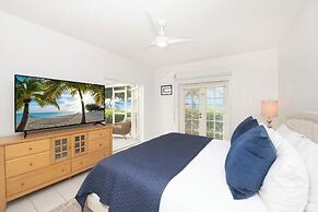 The Grandview Condos on Seven Mile Beach