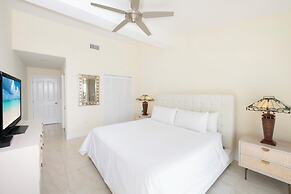 The Grandview Condos on Seven Mile Beach